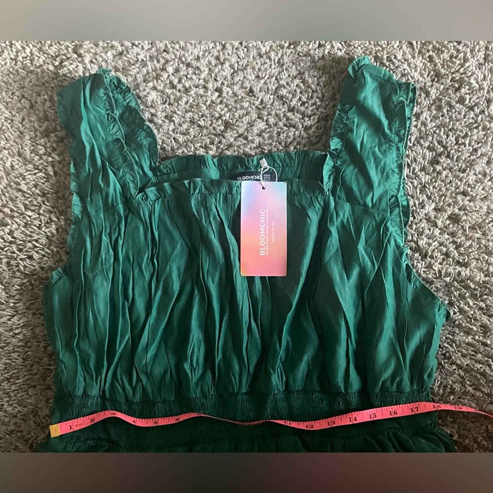Emerald Green Ruffle Maxidress - Picture 4 of 6